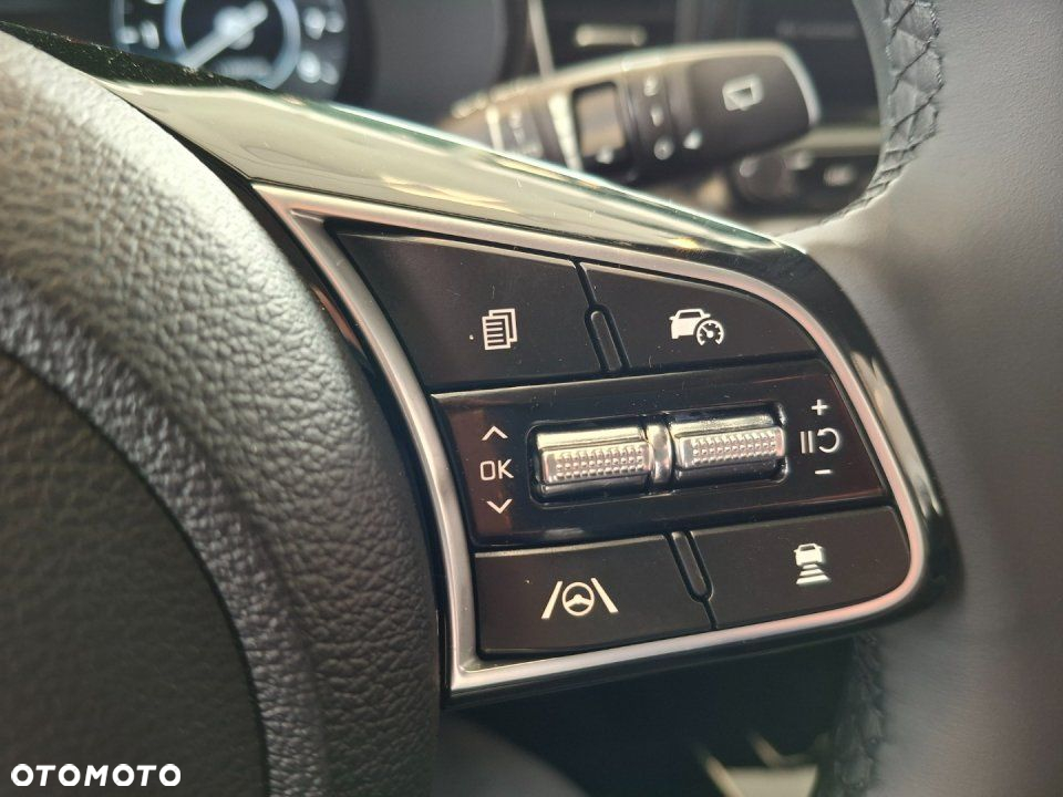 Kia XCeed - 16