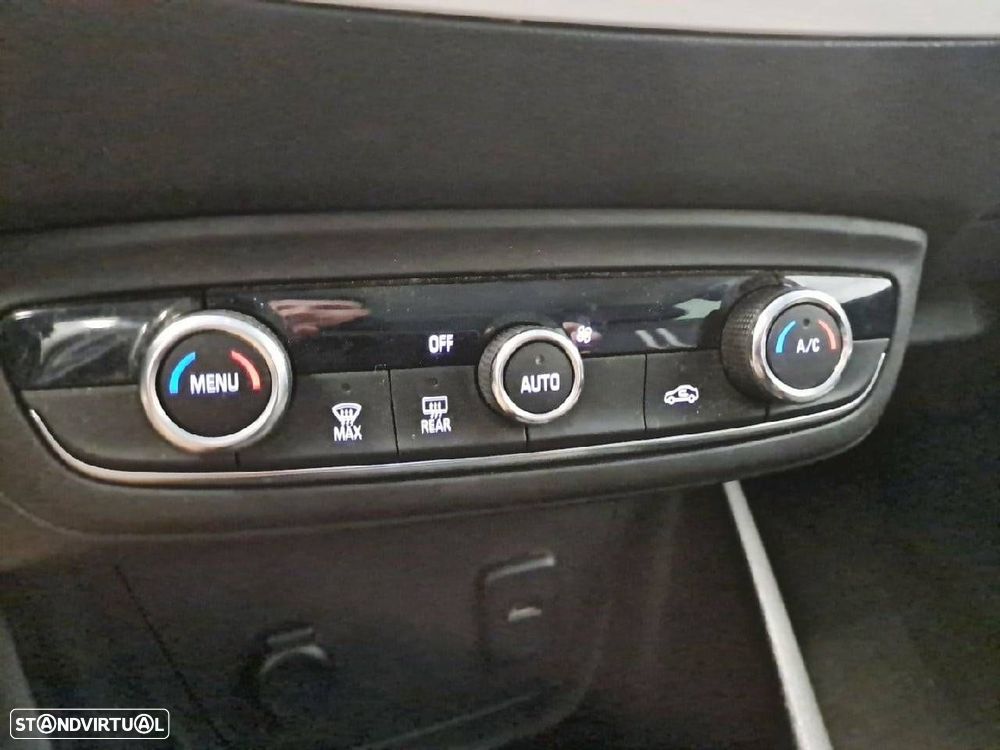 Opel Crossland X - 20