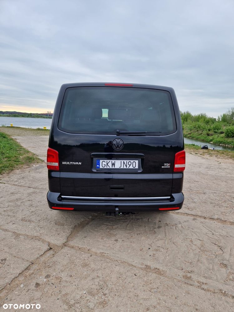 Volkswagen Multivan - 5