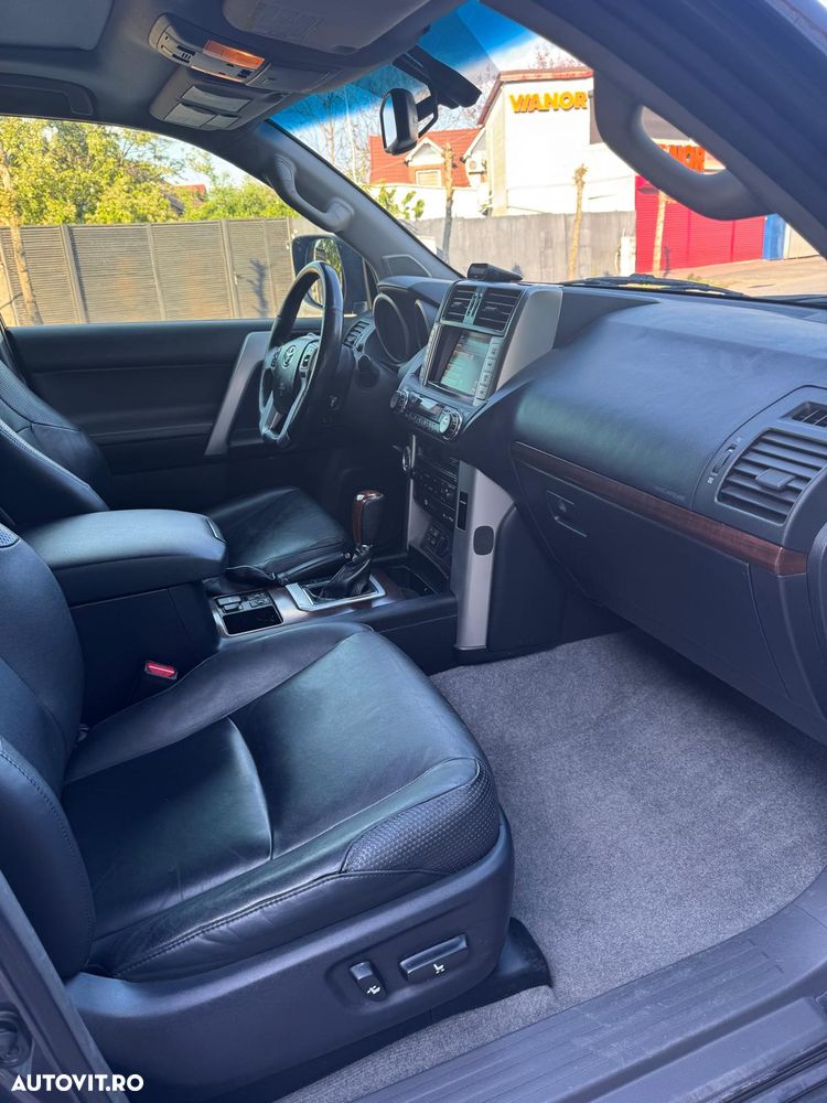 Toyota Land Cruiser 3.0l Turbo D-4D A/T Luxury - 4
