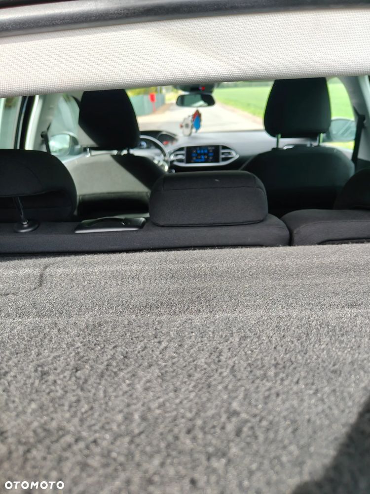 Peugeot 308 - 28