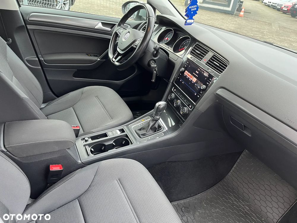 Volkswagen Golf 1.4 TSI (BlueMotion Technology) DSG Comfortline - 26