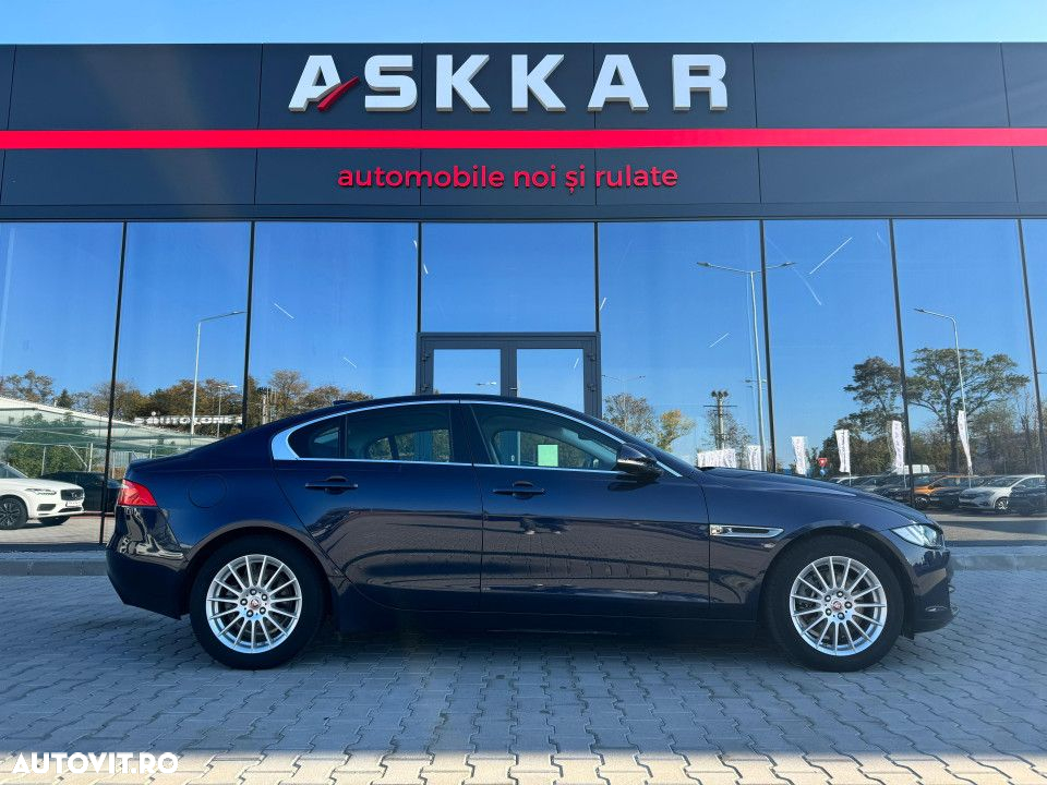 Jaguar XE 20d Aut. Prestige - 4