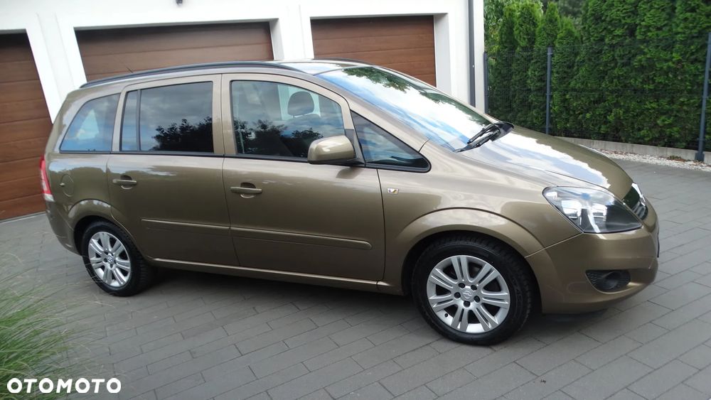 Opel Zafira 1.8 Family Plus - 4