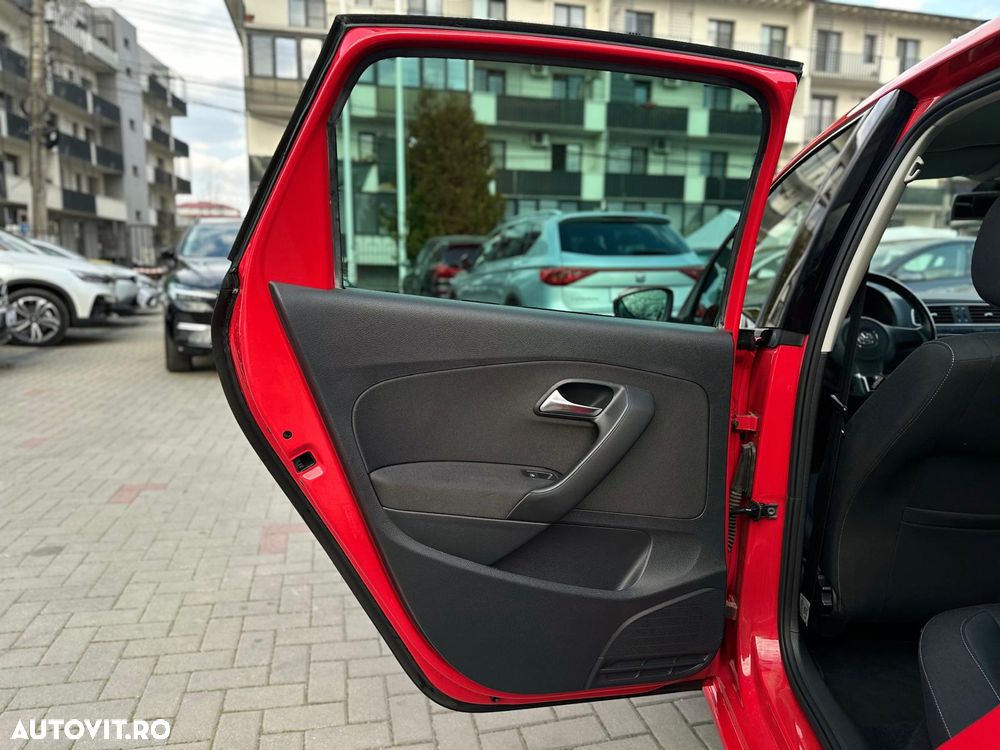 Volkswagen Polo 1.2 Team - 29