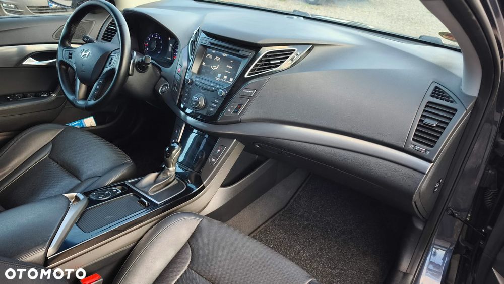 Hyundai i40 Kombi 2.0 Automatik Premium - 21