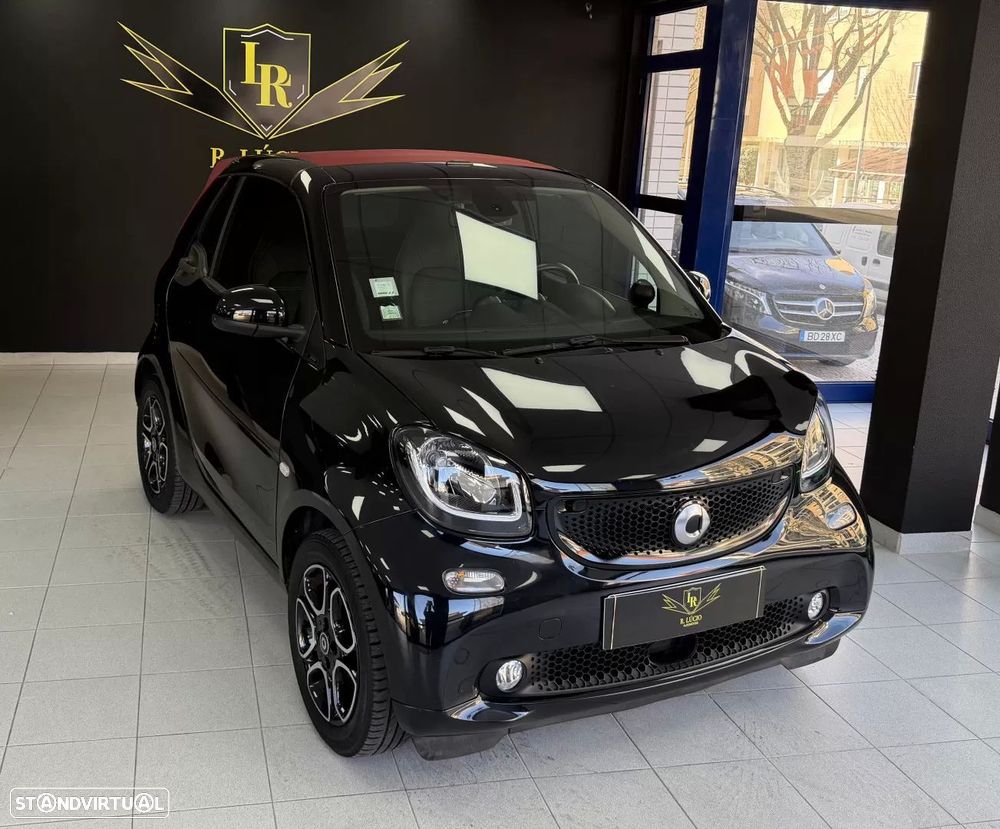 Smart Fortwo Cabrio - 1