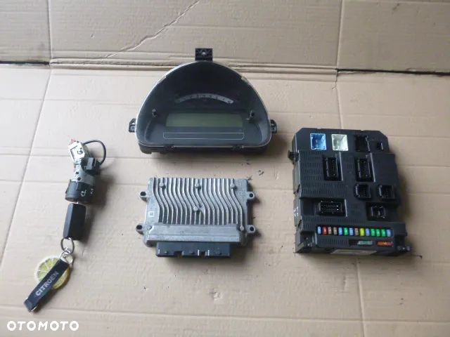 ZESTAW STARTOWY STACYJKA KOMPUTER BSI CITROEN C2 1.1 8V - 17