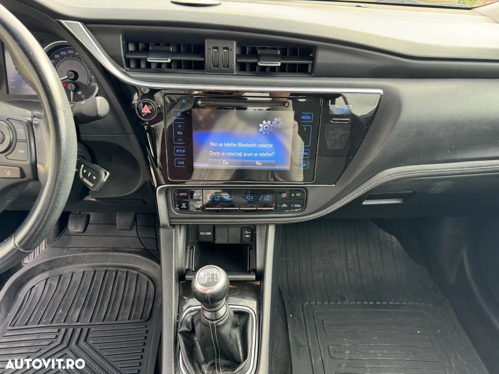 Toyota Corolla 1.6 Valvematic Sol - 19