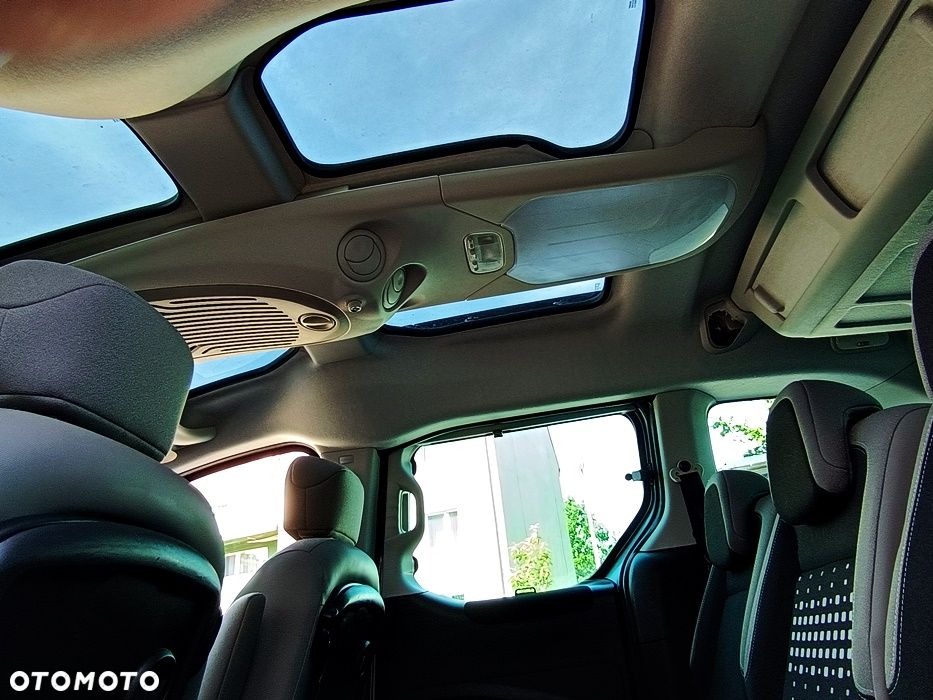 Citroën Berlingo Multispace VTi 120 Exclusive - 29