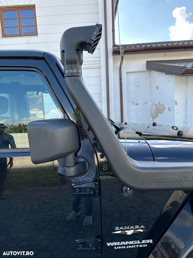 Jeep Wrangler - 36