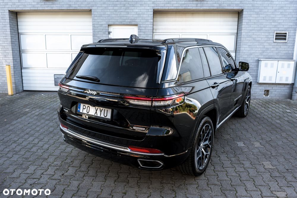 Jeep Grand Cherokee - 29