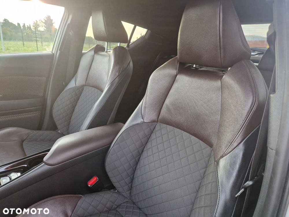 Toyota C-HR Style - 12