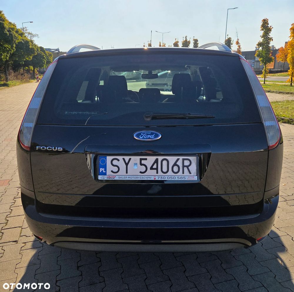 Ford Focus 1.6 16V Titanium - 10