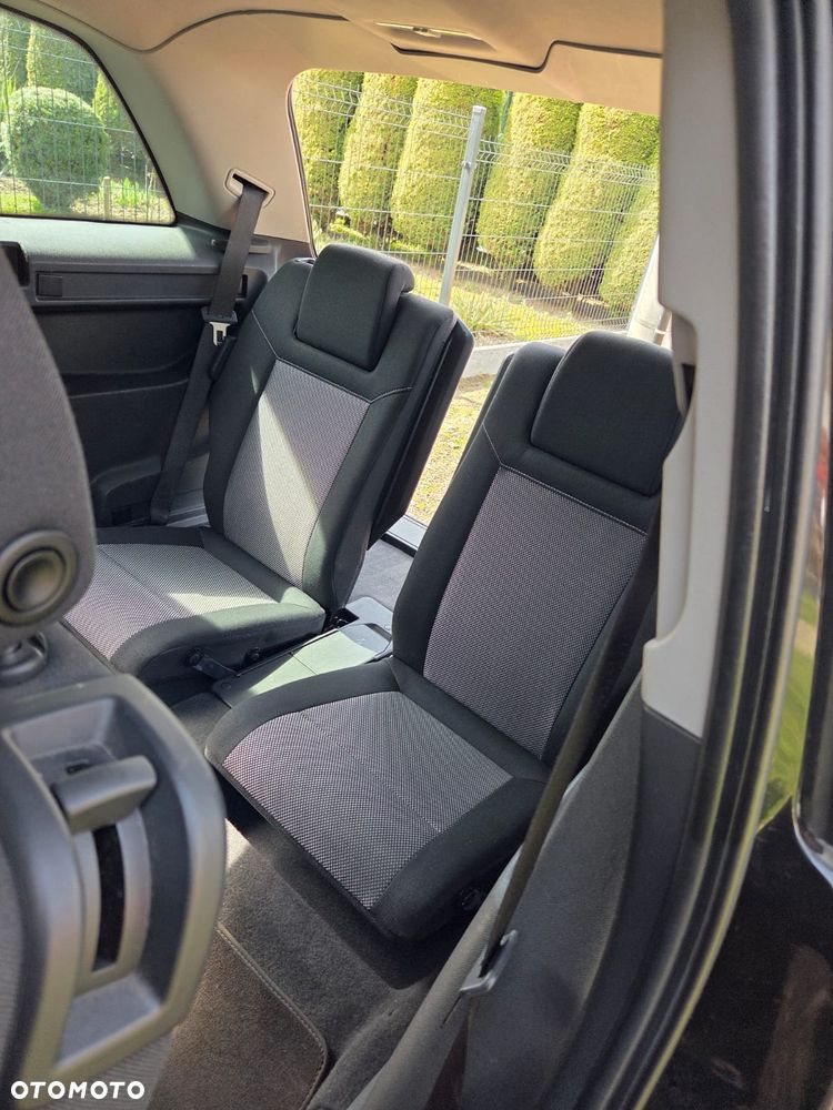 Opel Zafira 1.6 - 10