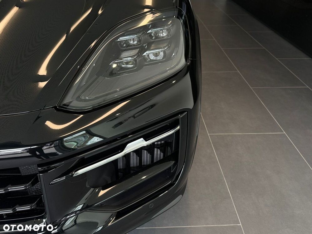 Porsche Cayenne - 7