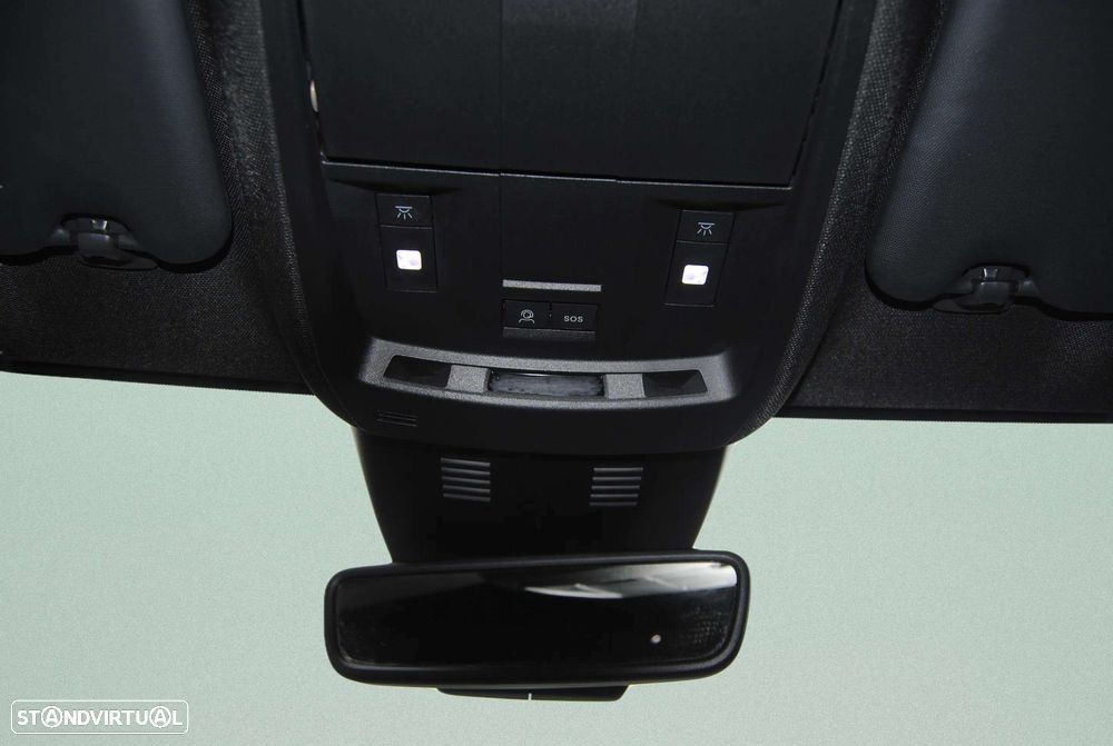 Peugeot 5008 1.2 Hybrid Allure e-DCS6 - 42