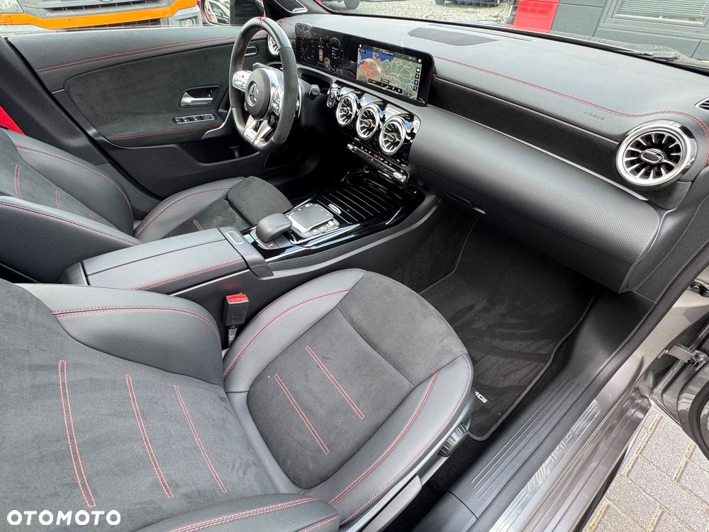 Mercedes-Benz CLA AMG 45 S 4Matic+ B AMG Speedsh 8G-DCT AMG Line Premium - 23