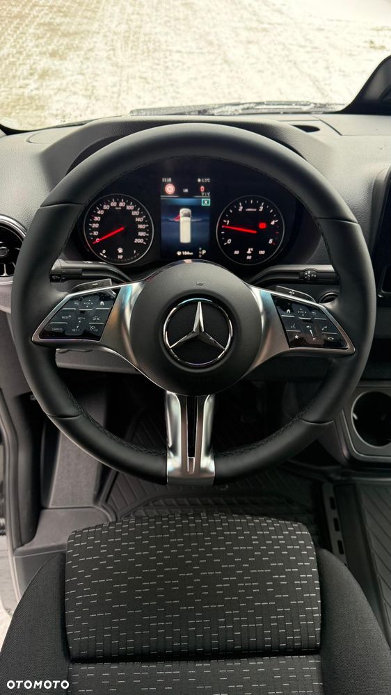 Mercedes-Benz Sprinter 319 CDI Furgon SELECT - 16