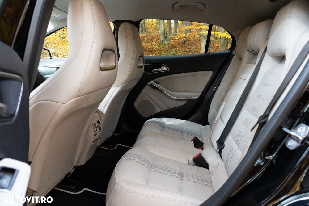 Mercedes-Benz GLA 220 4MATIC - 8