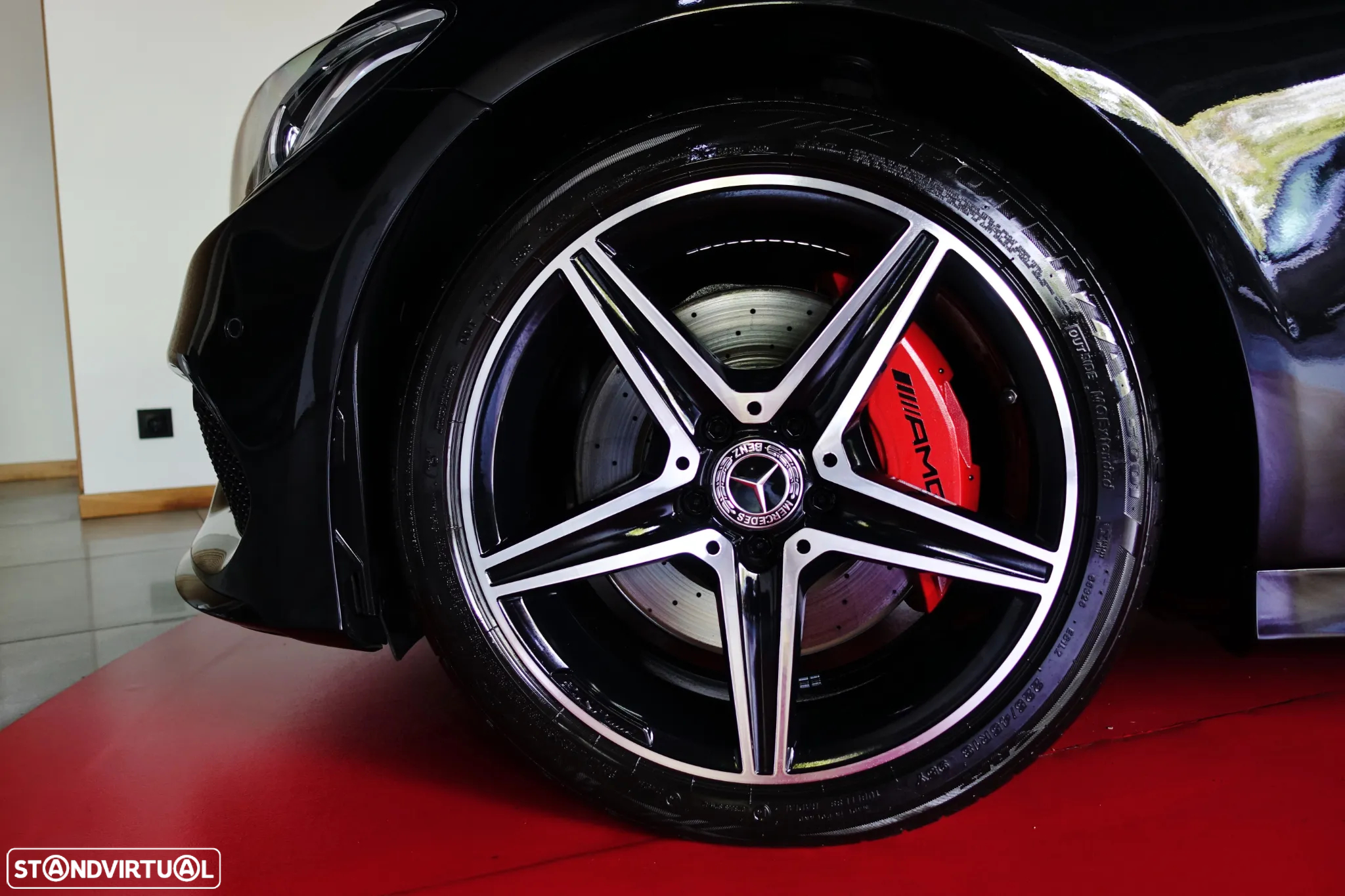 Mercedes-Benz C 300 h AMG Line - 36