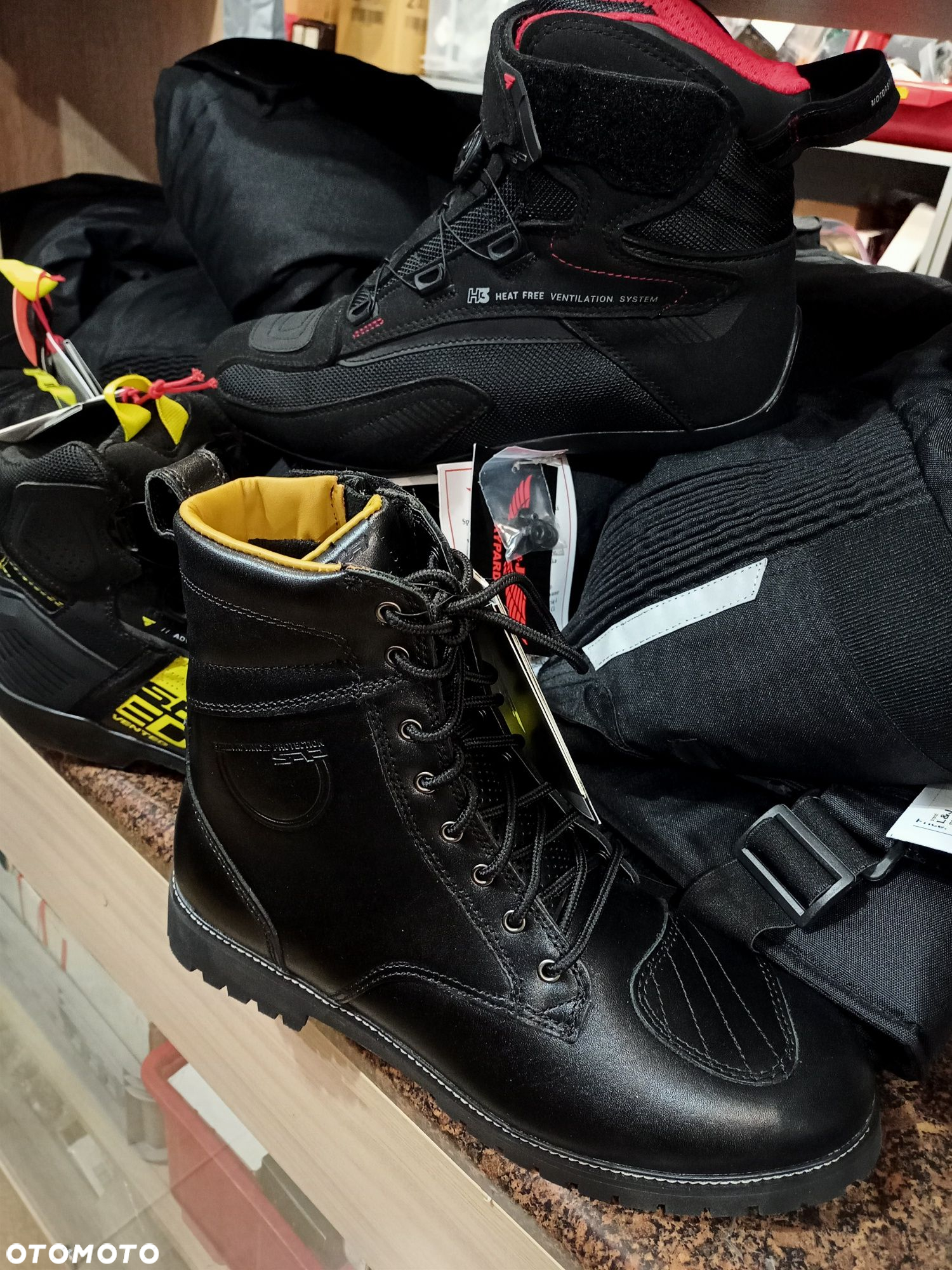 Motocyklowe skórzane buty SHIMA THOMSON BLACK - 7