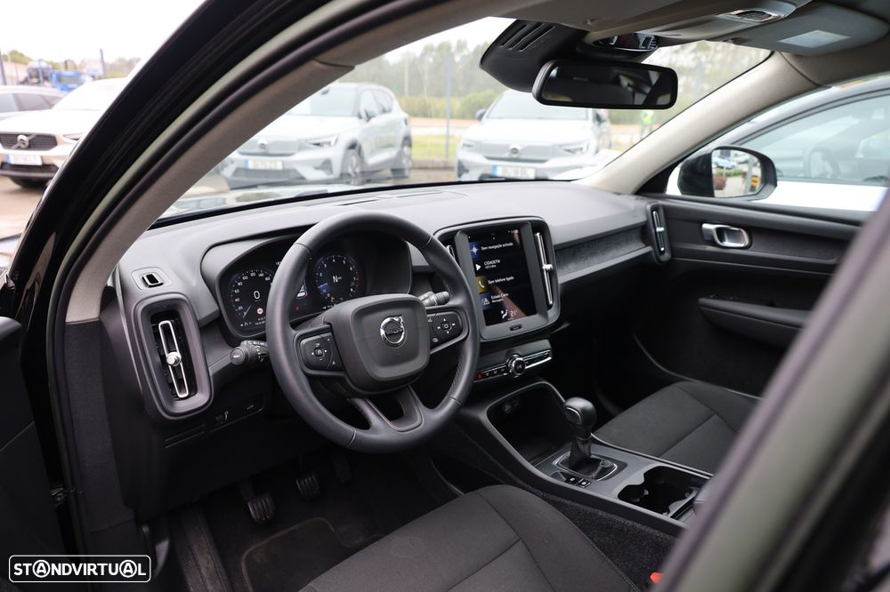 Volvo XC 40 1.5 T2 Momentum Core - 12