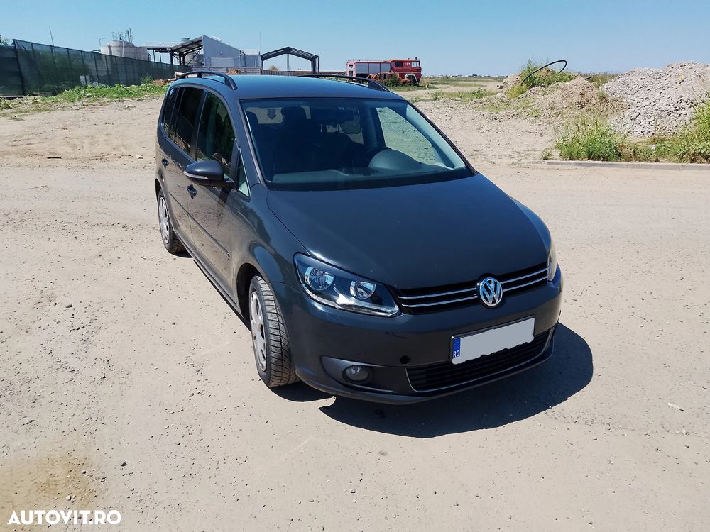 Volkswagen Touran 1.6 TDI Comfortline - 1