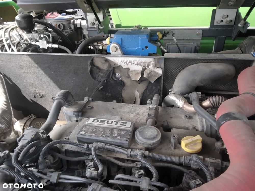 Schaeff TW110 koparka kołowa 4x4 - 7