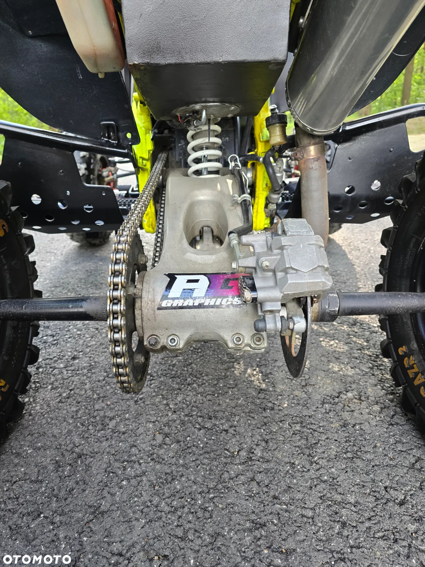 Yamaha YFZ - 16