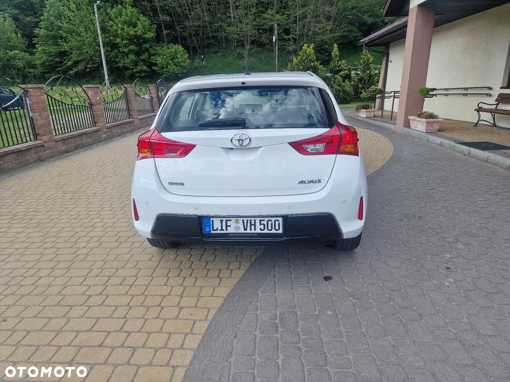 Toyota Auris 1.33 VVT-i Life - 6