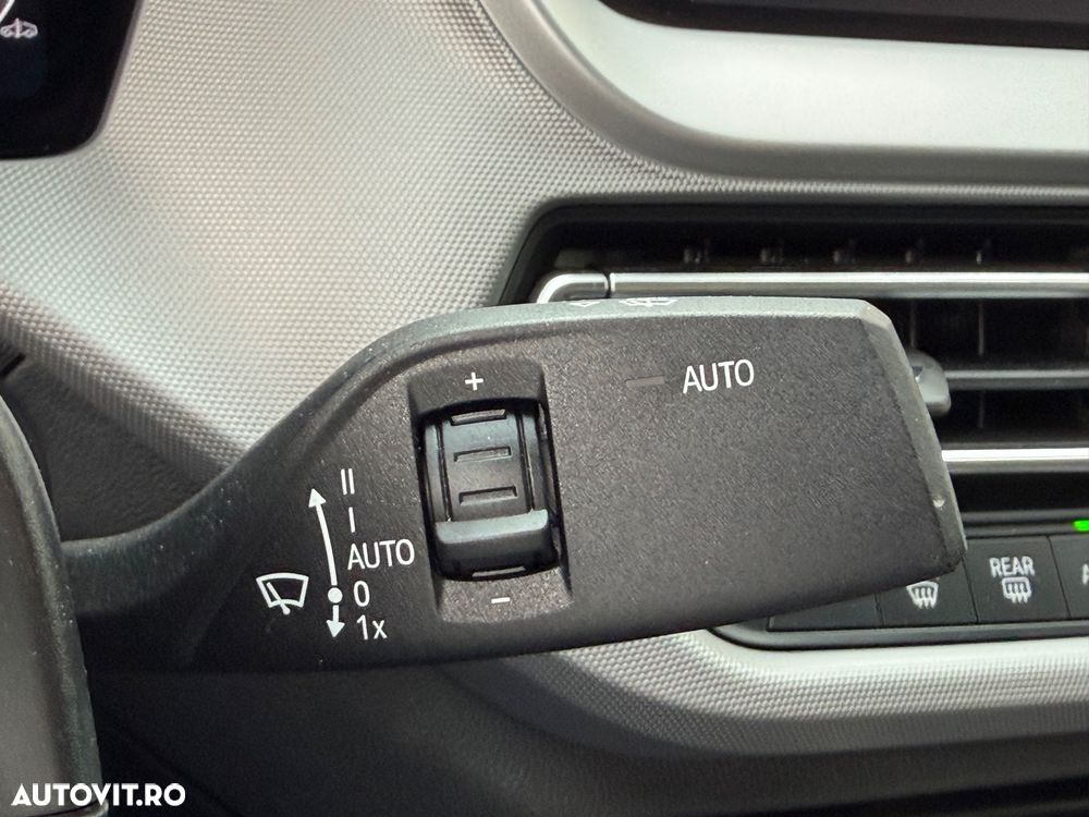 BMW Seria 2 218i Aut. - 23