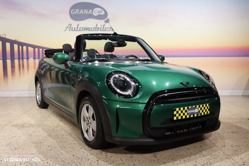 MINI Cabrio Cooper Premium Classic Auto - 3