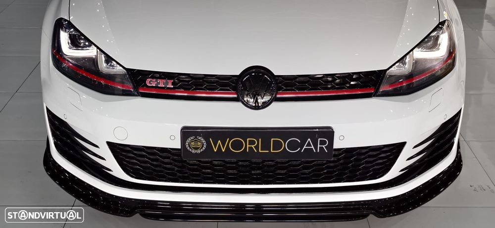 VW Golf - 25