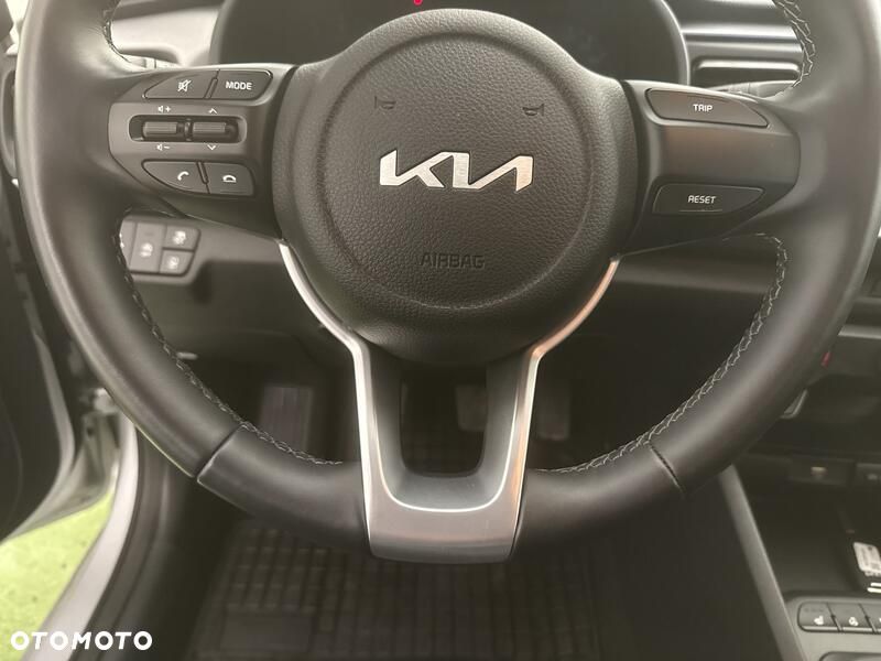 Kia Rio 1.2 M - 13