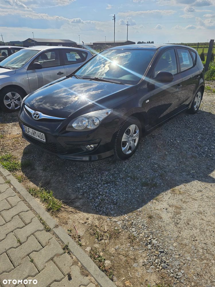 Hyundai i30 1.4 FIFA WM Edition - 2