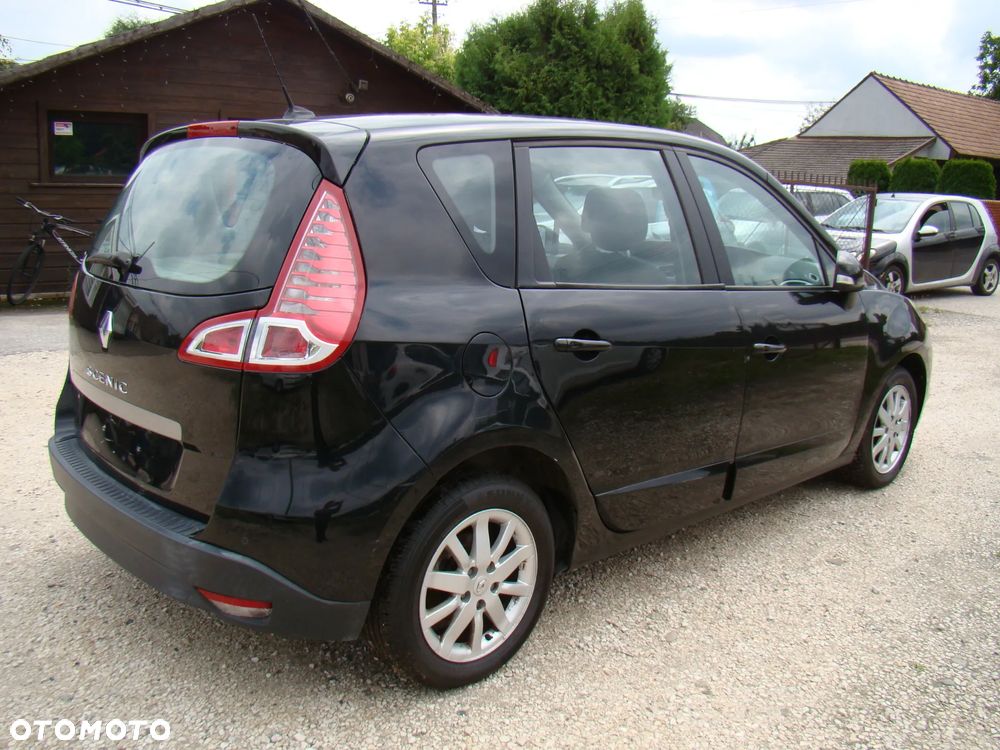 Renault Scenic 1.6 16V 110 TomTom Edition - 4