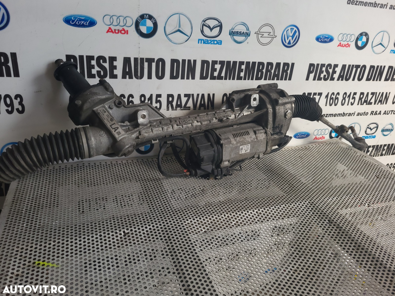 Caseta Directie Electrica Bmw X1 E84 S Drive Volan Stanga Testata Cu Garantie Nerulata In Tara Cod 6855880 Dezmembrez Bmw X1 E84 2.0 Diesel N47 - 6