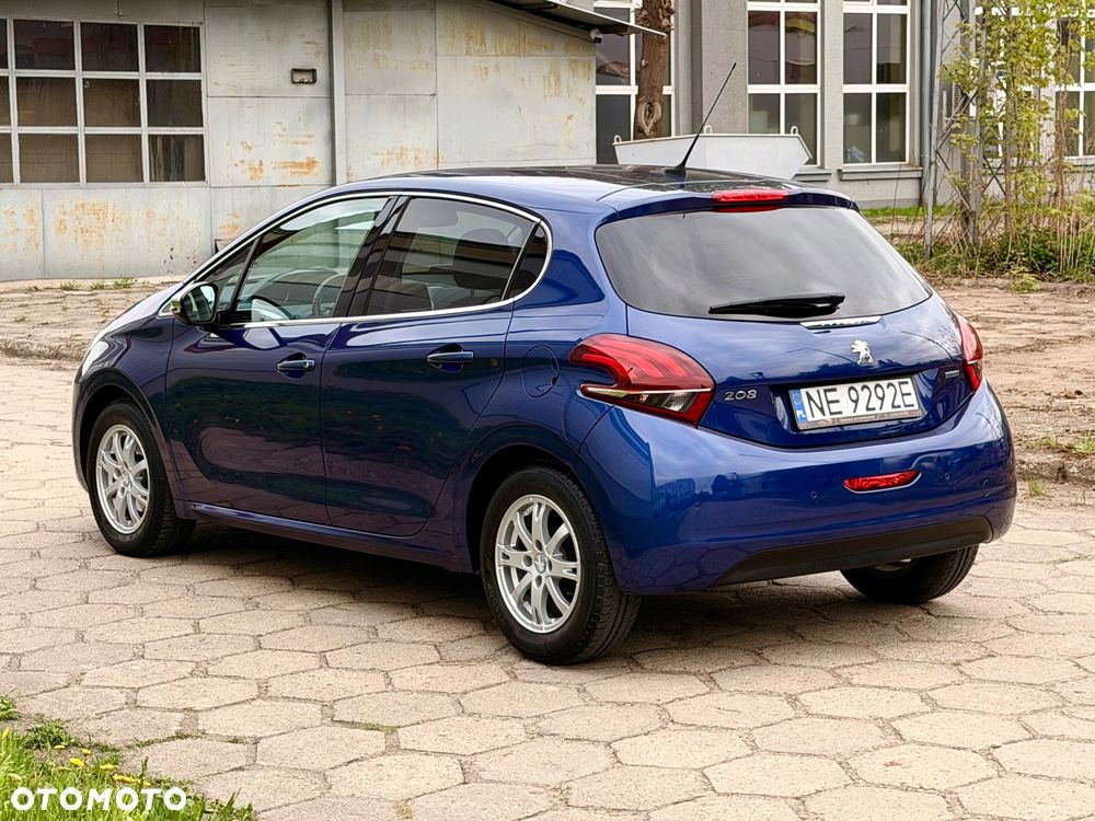 Peugeot 208 1.2 PureTech Allure - 8