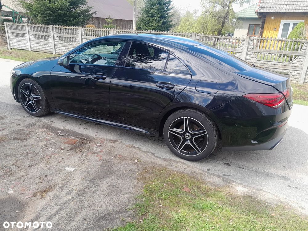 Mercedes-Benz CLA 200 7G-DCT AMG Line - 3