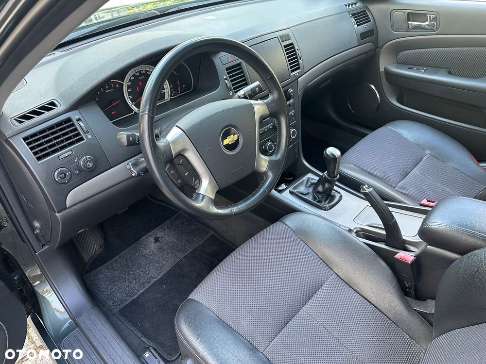 Chevrolet Epica 2.0 LS - 25