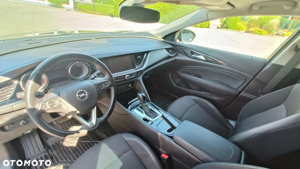 Opel Insignia - 22