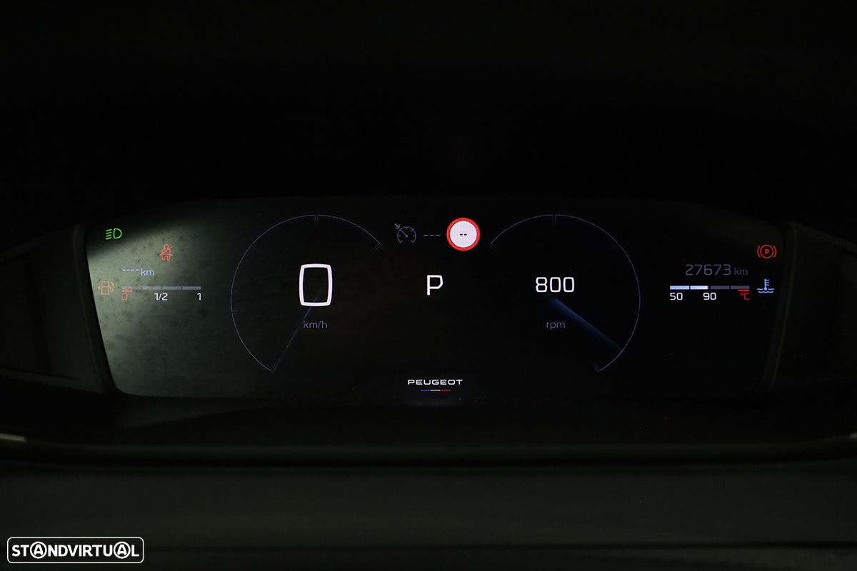 Peugeot 2008 1.2 PureTech Allure EAT8 - 15