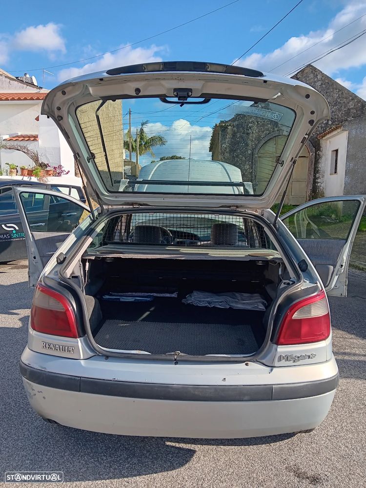 Renault Mégane 1.9 dCi Authentique - 16