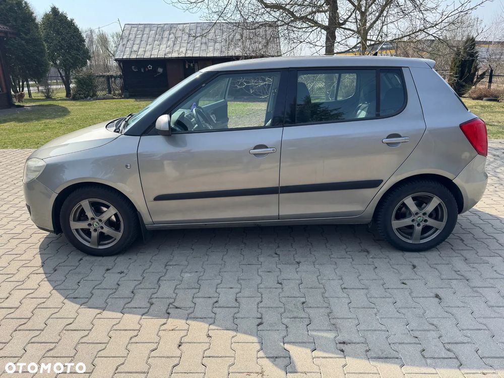 Skoda Fabia 1.6 16V Comfort - 1