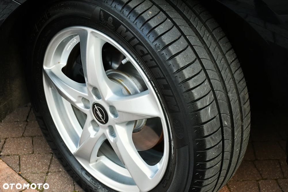 Opel Astra V 1.4 T Enjoy - 20