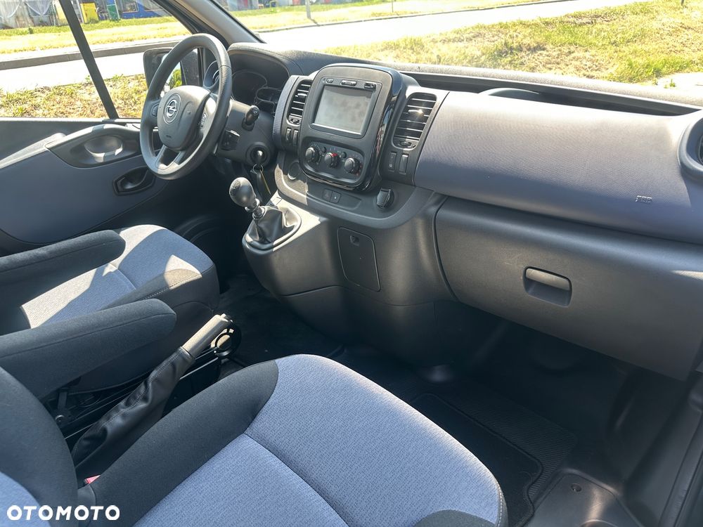 Opel Vivaro - 15