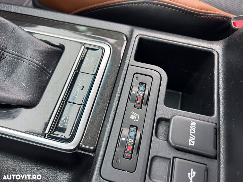 Toyota Land Cruiser 2.8l D-4D 204 CP A/T 7 locuri Luxury AVS Black - 33