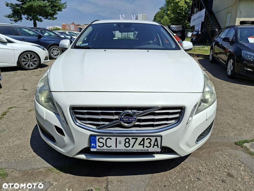 Volvo V60 D3 Momentum - 3