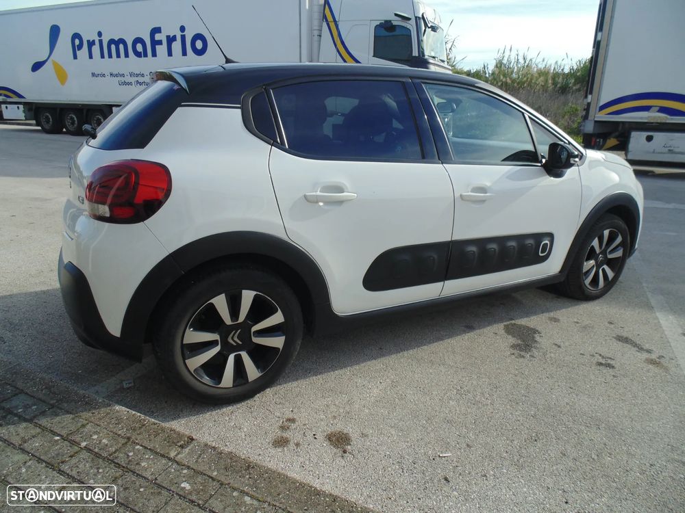 Citroën C3 1.2 PureTech Shine - 9